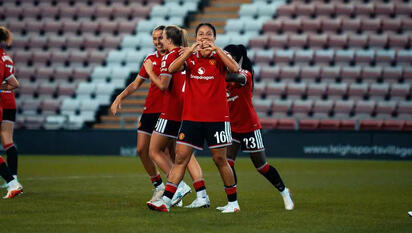 	Rebeca Bernal anota doblete en goleada 10-1 del Manchester United