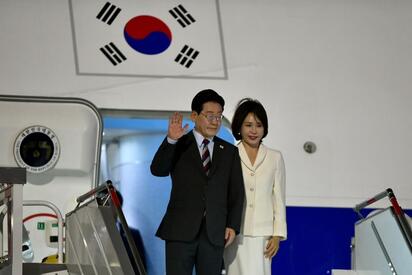 El presidente de Corea, Lee Jae-Myung, arribó a México para realizar una visita de Estado.  El mandatario surcoreano Lee Jae-Myung llegó al Aeropuerto