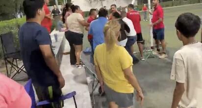 Padres de familia protagonizan riña durante partido infantil en Piedras Negras