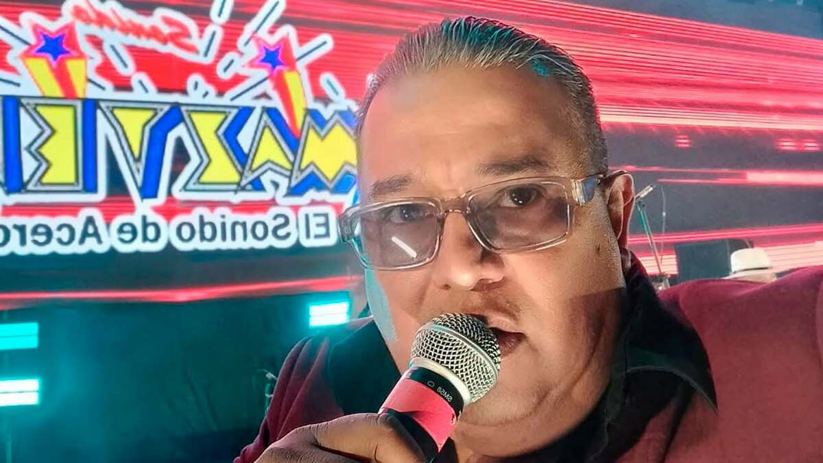 Seguridad carretera: El vocalista de Sonido Mazter relató que dos personas intentaron detenerlo durante la madrugada. Seguridad carretera: El vocalista de Sonido Mazter relató que dos personas intentaron detenerlo durante la madrugada.