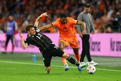 Alemania y Países Bajos empatan 1-1 en el debut de Klopp y Xavi