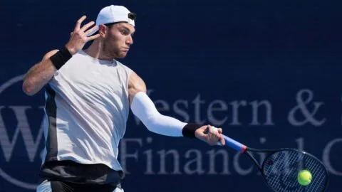 Tenis Tenis