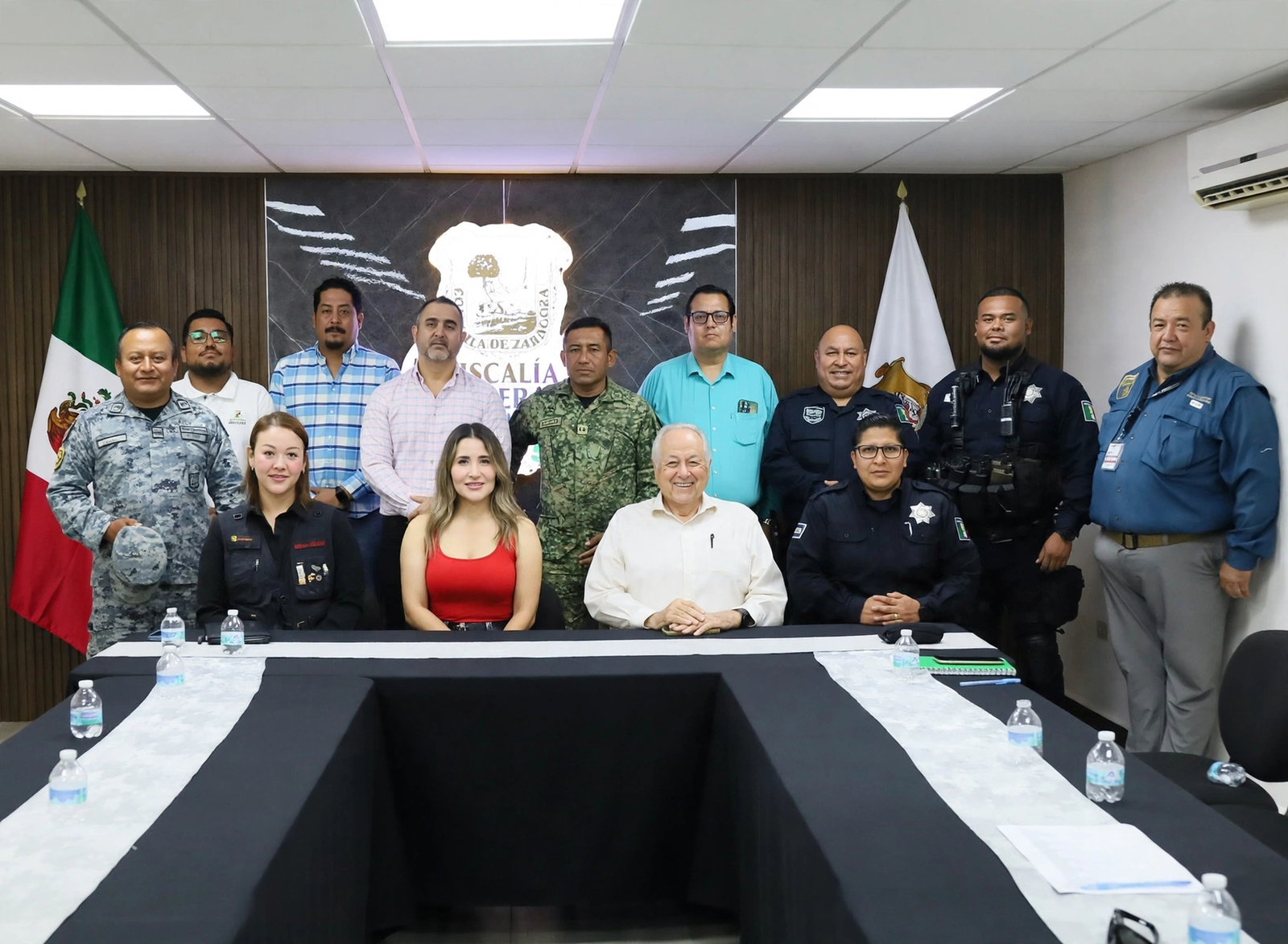 Seguridad: Autoridades de los tres órdenes de gobierno acordaron mantener acciones conjuntas para fortalecer la seguridad regional. Seguridad: Autoridades de los tres órdenes de gobierno acordaron mantener acciones conjuntas para fortalecer la seguridad regional.