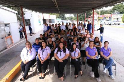 Impulsan autoempleo y emprendimiento para mujeres con nuevos talleres en San Juan de Sabinas