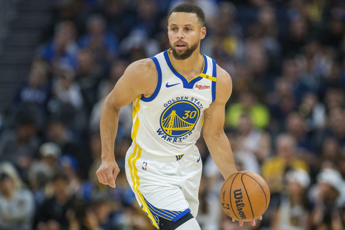 Curry seguirá con Golden State tras firmar nuevo contrato