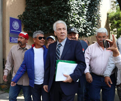 Arturo Domínguez, ligado a CIESA, presentó la postura por AHMSA y MINOSA; la oferta superó el mínimo y aún debe cumplir garantías y plazos para la reapertura
