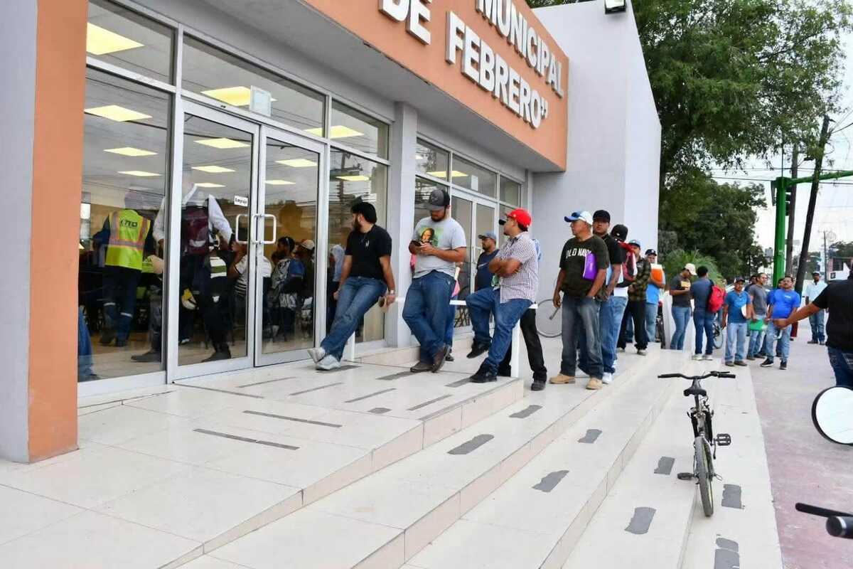 Empresa busca operadores en Nava mediante jornada de contratación