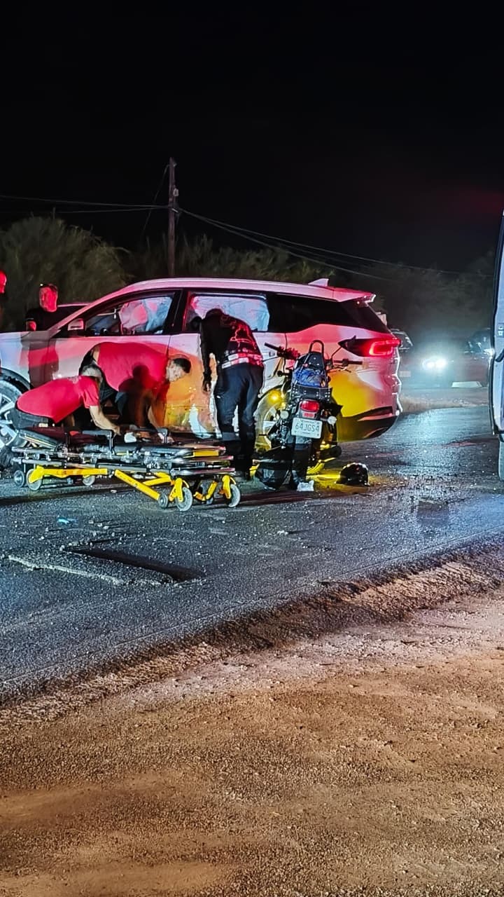 Motociclista grave tras accidente en carretera 30