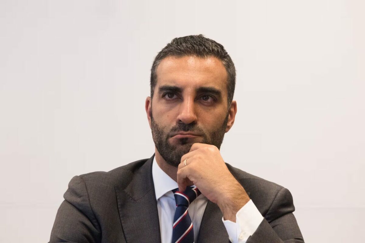 Simón Levy denuncia al INE en EU y pide sanciones contra consejeros