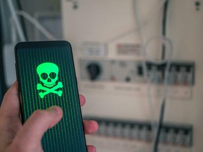 Batería baja y sobrecalentamiento: señales de posible spyware en el celular