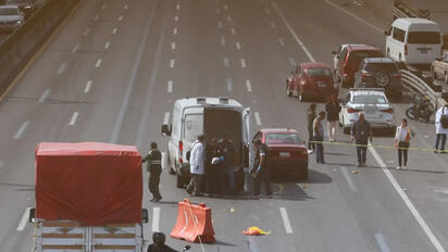 Mujer muere atropellada en la autopista México-Puebla