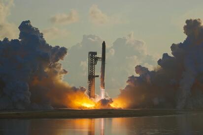Cuatro astronautas viajarán este jueves desde Florida hacia la Estación Espacial Internacional en una misión de relevo.  La misión Crew-13 de NASA y SpaceX