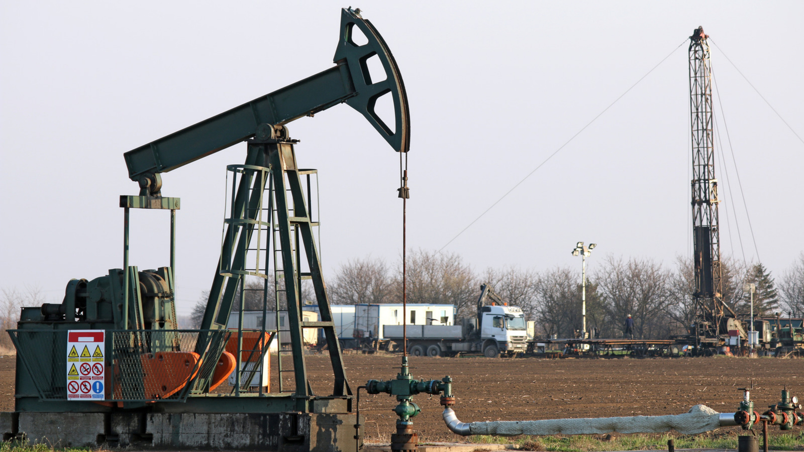 Brent supera los 103 dólares mientras siguen sin avances las negociaciones