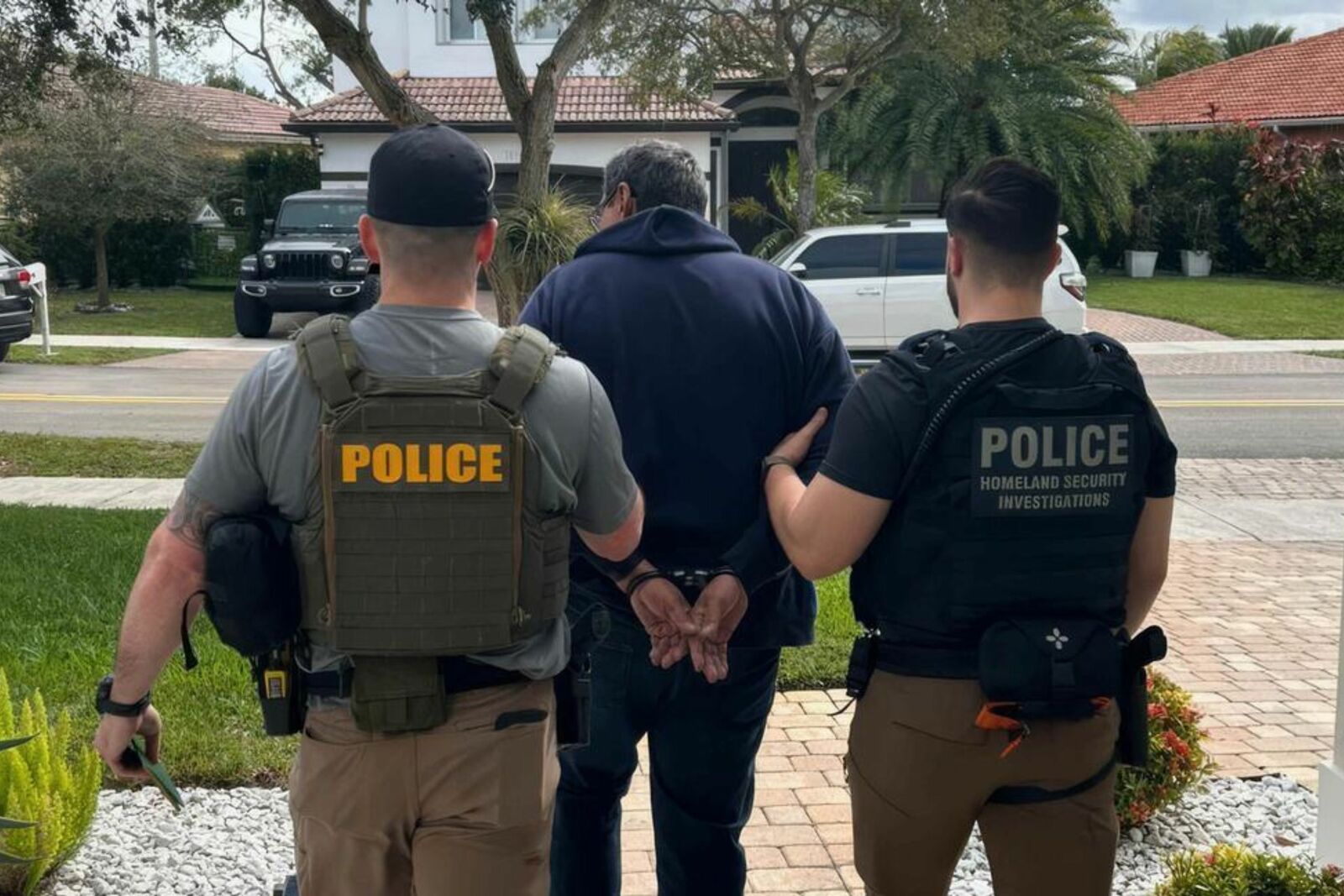Corte Suprema revisará política de Trump sobre detención de migrantes