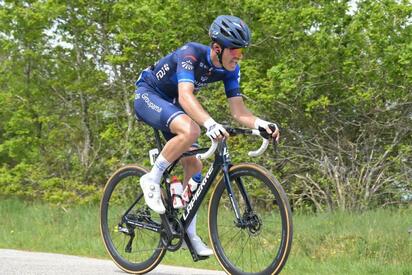Ciclista francés Ronan Augé queda en coma inducido tras caída en Langkawi