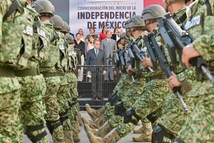 Torreón honra la Independencia de México con tradicional Desfile Cívico-Militar
