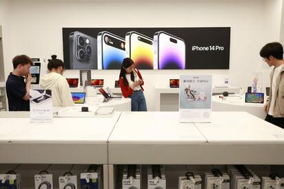 Cajas selladas llegaron a Apple Store de distintos países con instrucciones de no abrirlas hasta el 8 de octubre, antes de posibles nuevos lanzamientos.  Apple
