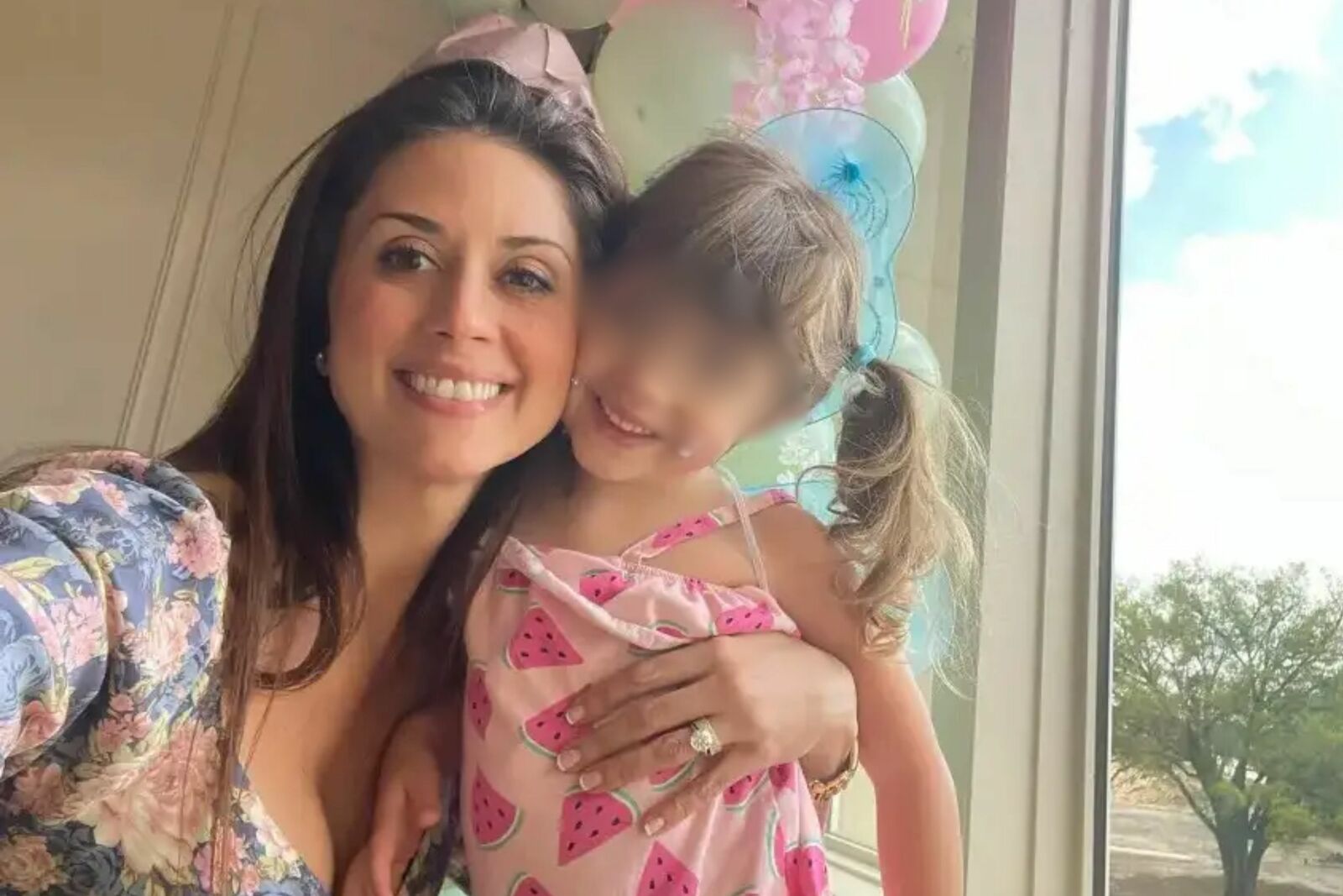 Mujer mata a su hija de 4 años horas después de que un juez le retirara la custodia en Texas