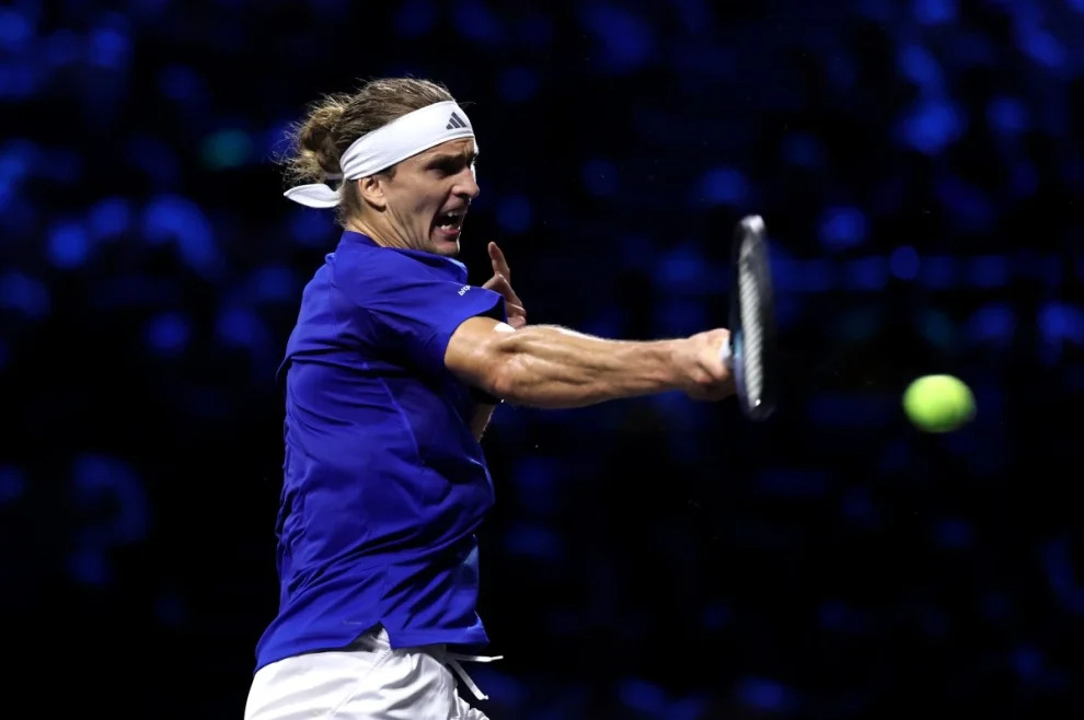 Zverev vence a Shang y avanza a cuartos de final en el China Open