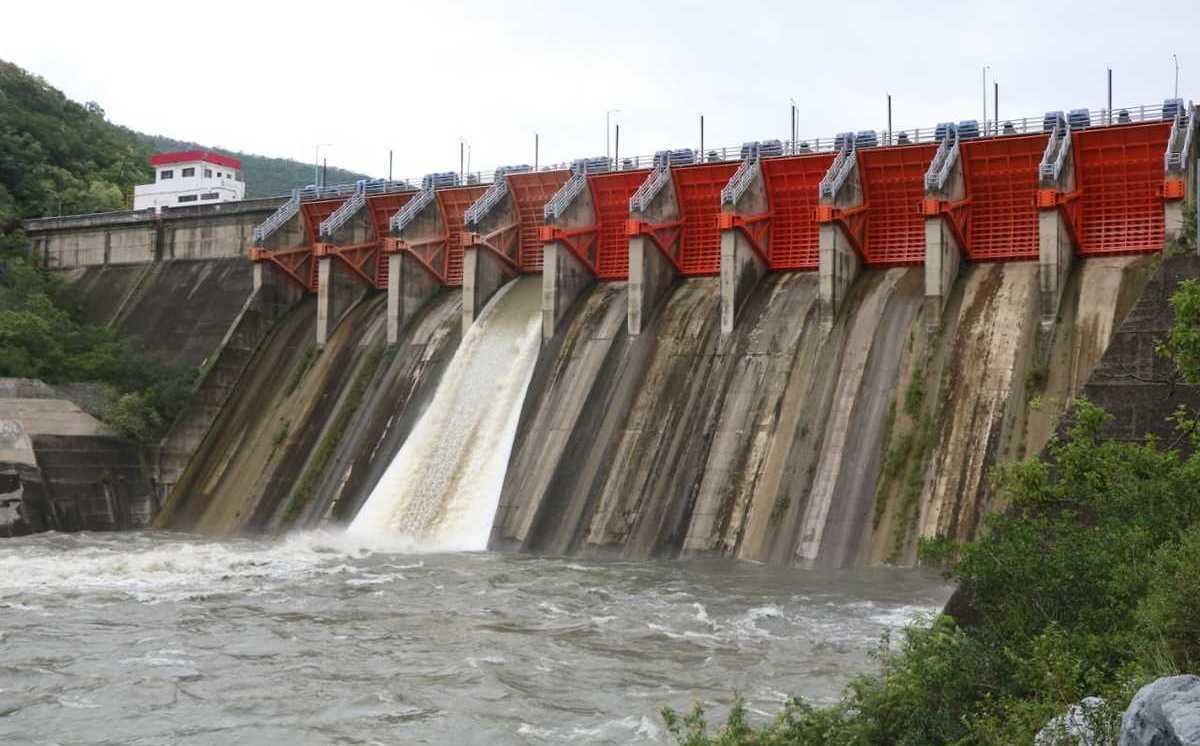 Lluvias elevan niveles de las presas en Nuevo León; La Boca roza 90%