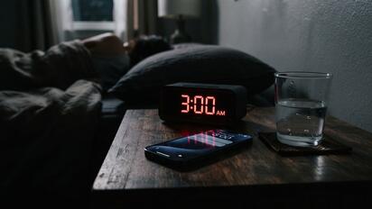 ¿Por qué algunas personas se despiertan a las 3 de la mañana?