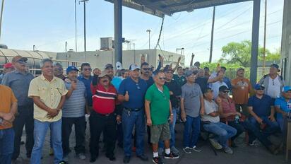 Retiran de madrugada montacargas de AHMSA bajo operativo de seguridad