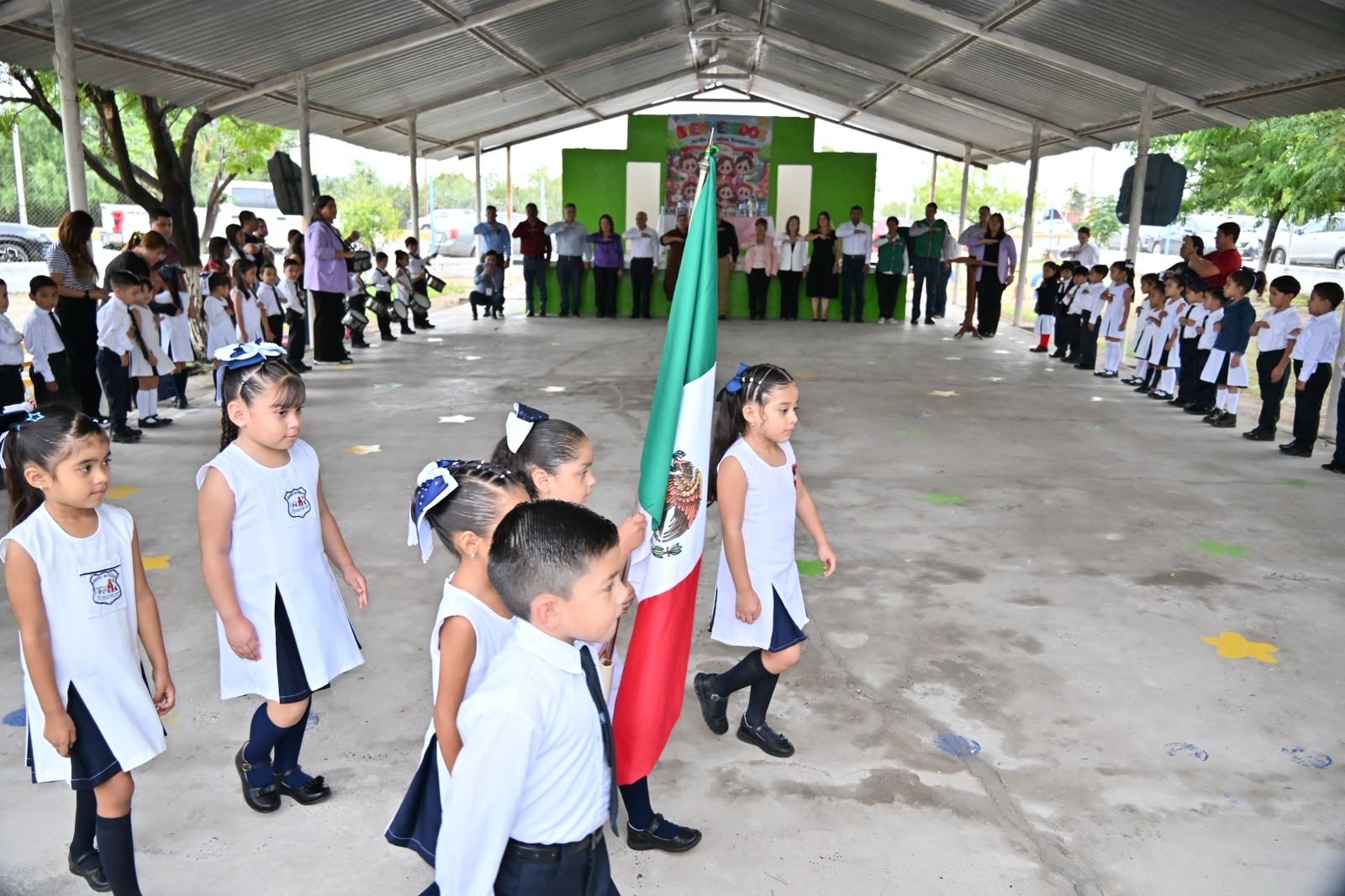 Lunes cívico en Jardín de Niños Nuevo Amanecer de San Buenaventura