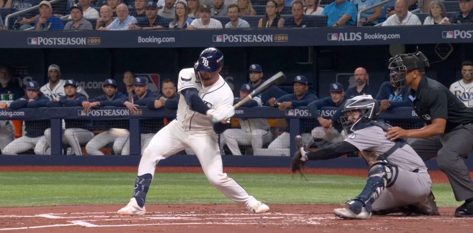 MLB MLB