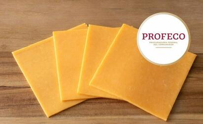 Antes de comprar queso amarillo, esto detectó Profeco en 40 productos