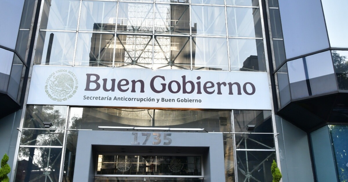Anticorrupción multa e inhabilita a servidora por presentar información falsa