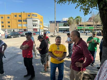 Los exobreros han solicitado mediante un oficio a la presidenta de México un apoyo de 50 mil pesos por trabajador.  La representación de los exobreros de AHMSA