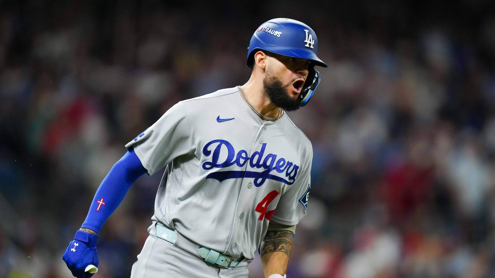 Andy Pagés impulsa a Dodgers a la SCLN con sencillo clave ante Bravos