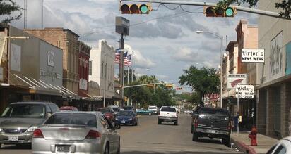 Incertidumbre en los cruces fronterizos frena ventas en Piedras Negras