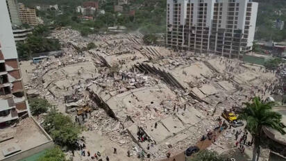 Un terremoto de magnitud 7.7 sacudió Panamá este viernes y provocó evacuaciones, mientras autoridades emitieron avisos por posible tsunami en distintas costas
