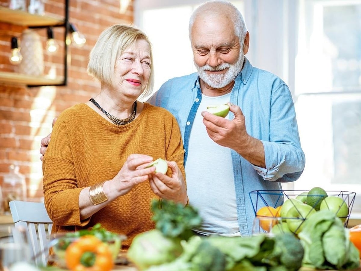 Alimentos saludables ayudan a reducir peso y presión arterial