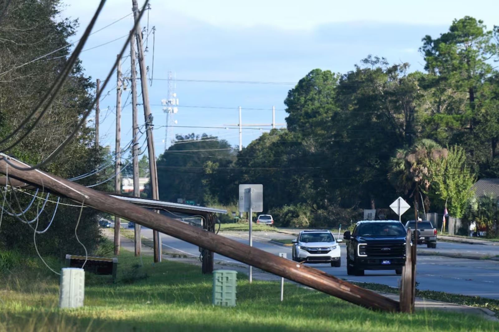 Huracán Isaías se degrada a ciclón postropical; deja dos muertos en Estados Unidos