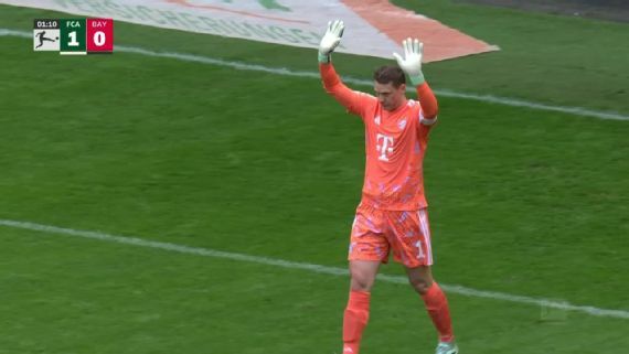 Error de Neuer termina en gol de Augsburgo antes de los 10 segundos