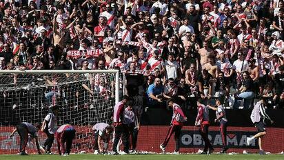 Suspendido el Rayo Vallecano vs Athletic por lanzamiento de objetos al campo