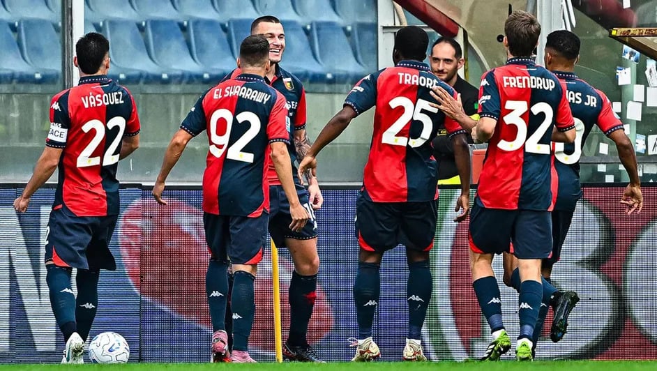 Genoa vence 2-1 a Fiorentina con autogol de Johan Vásquez