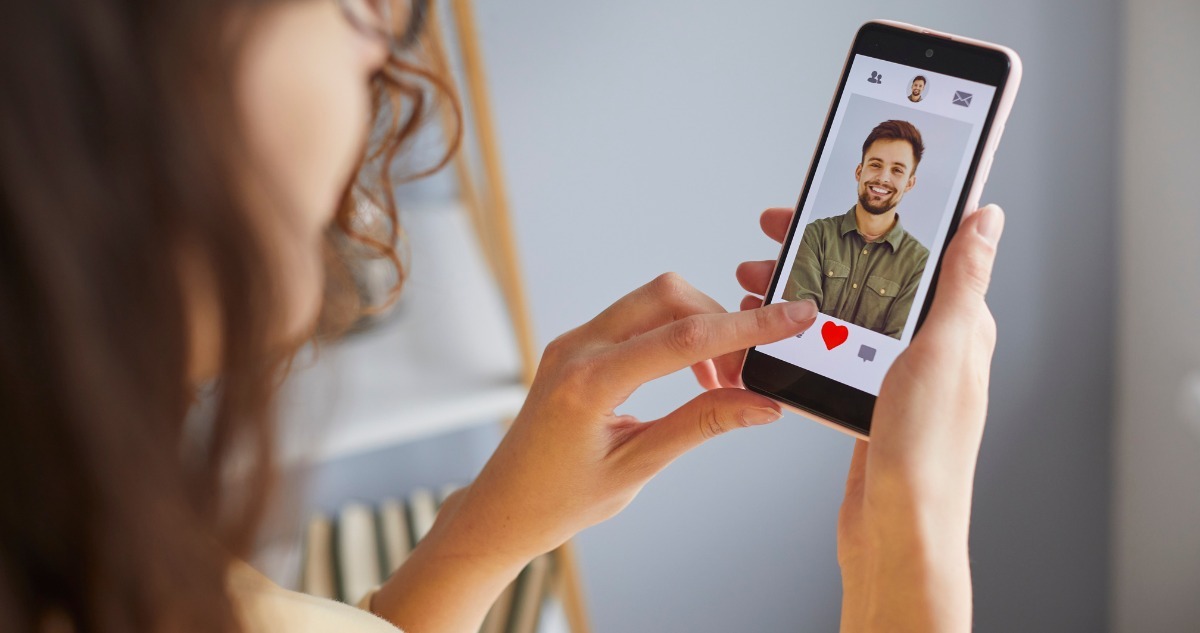 Detrás de un perfil puede haber un peligro: alertan por conseguir citas en apps