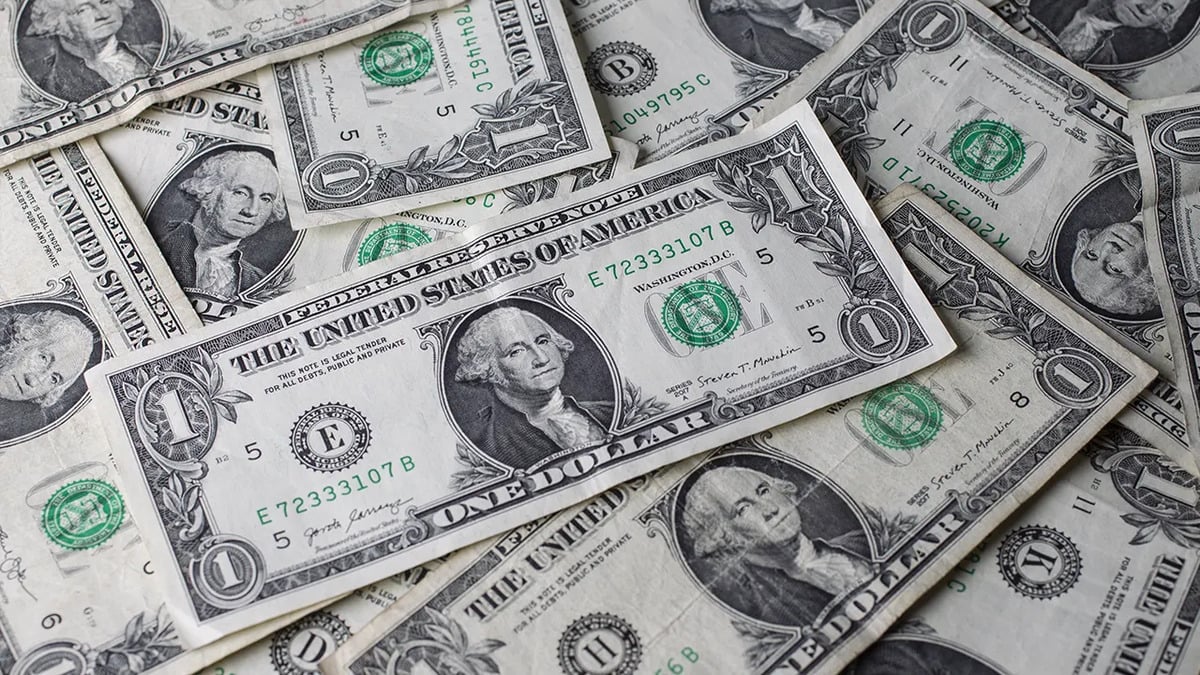 Peso acumula cinco semanas de pérdidas frente al dólar