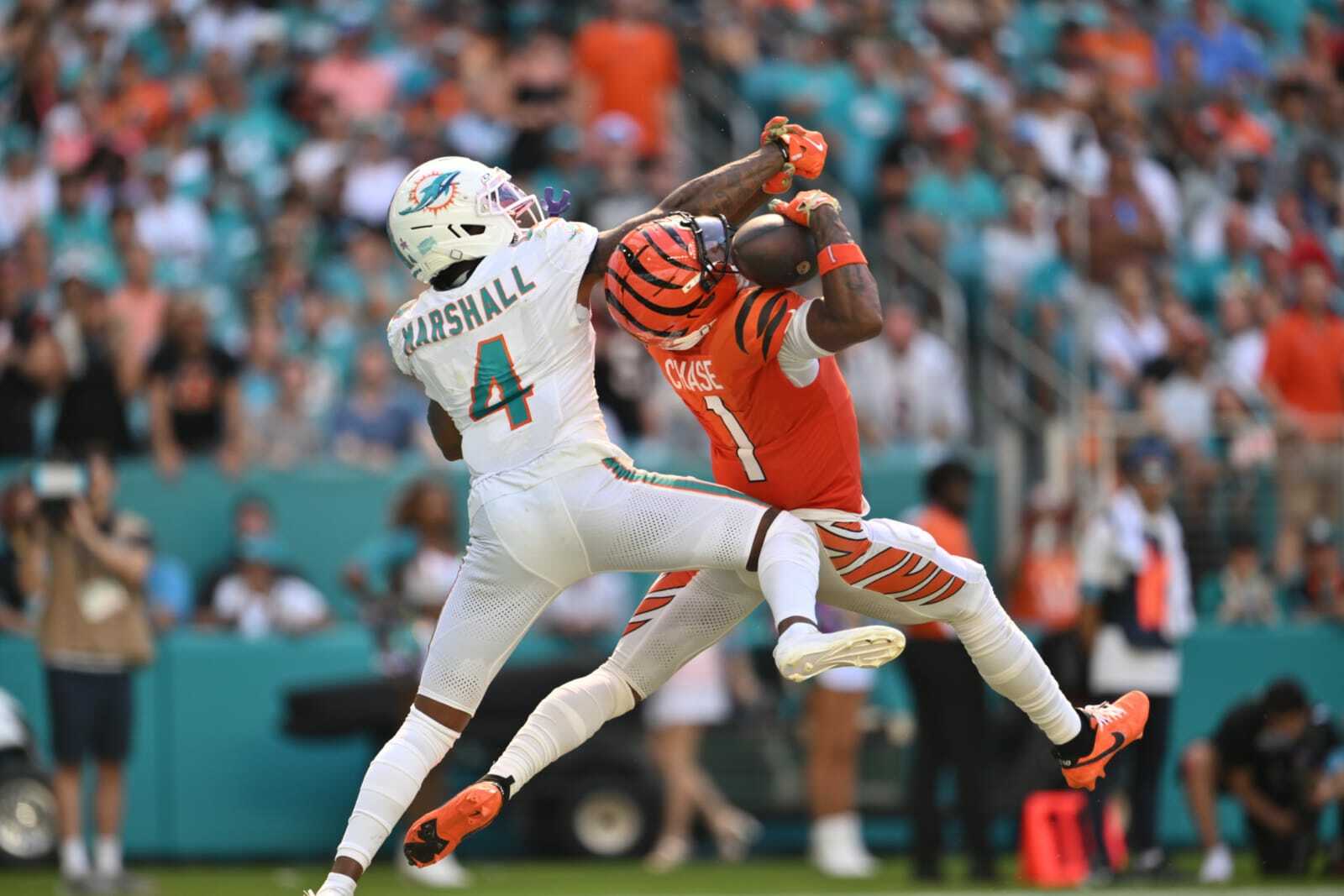Bengals vencen 31-24 a Dolphins con cuatro pases de touchdown de Joe Burrow