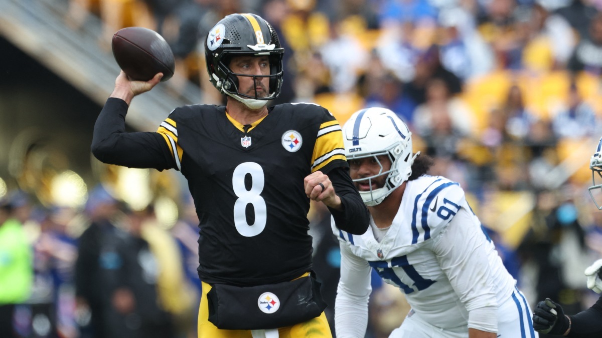 Steelers vencen 34-22 a Colts con tres touchdowns de Aaron Rodgers