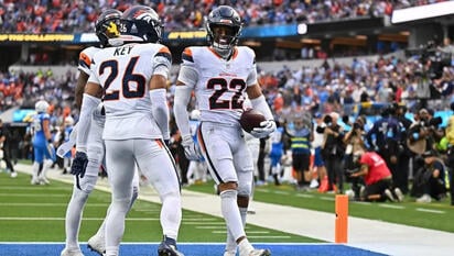 Broncos remontan 23-17 a Chargers con dos goles de campo de Wil Lutz