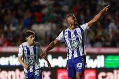 Salomón Rondón es el gran héroe del Pachuca