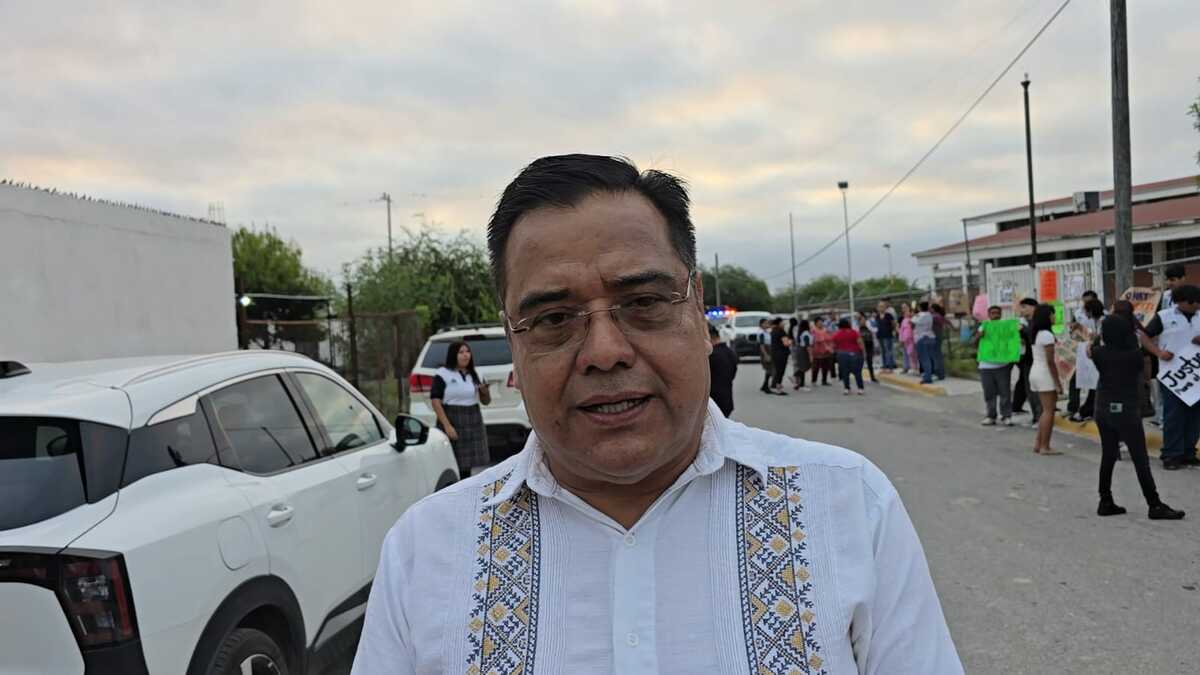 Protesta de COBAC deja sin clases a 400 alumnos de secundaria