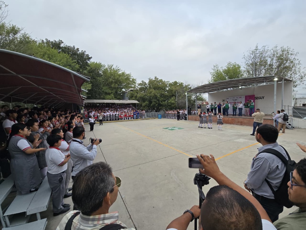 Anuncian techumbre de 3 millones de pesos para secundaria de Piedras Negras