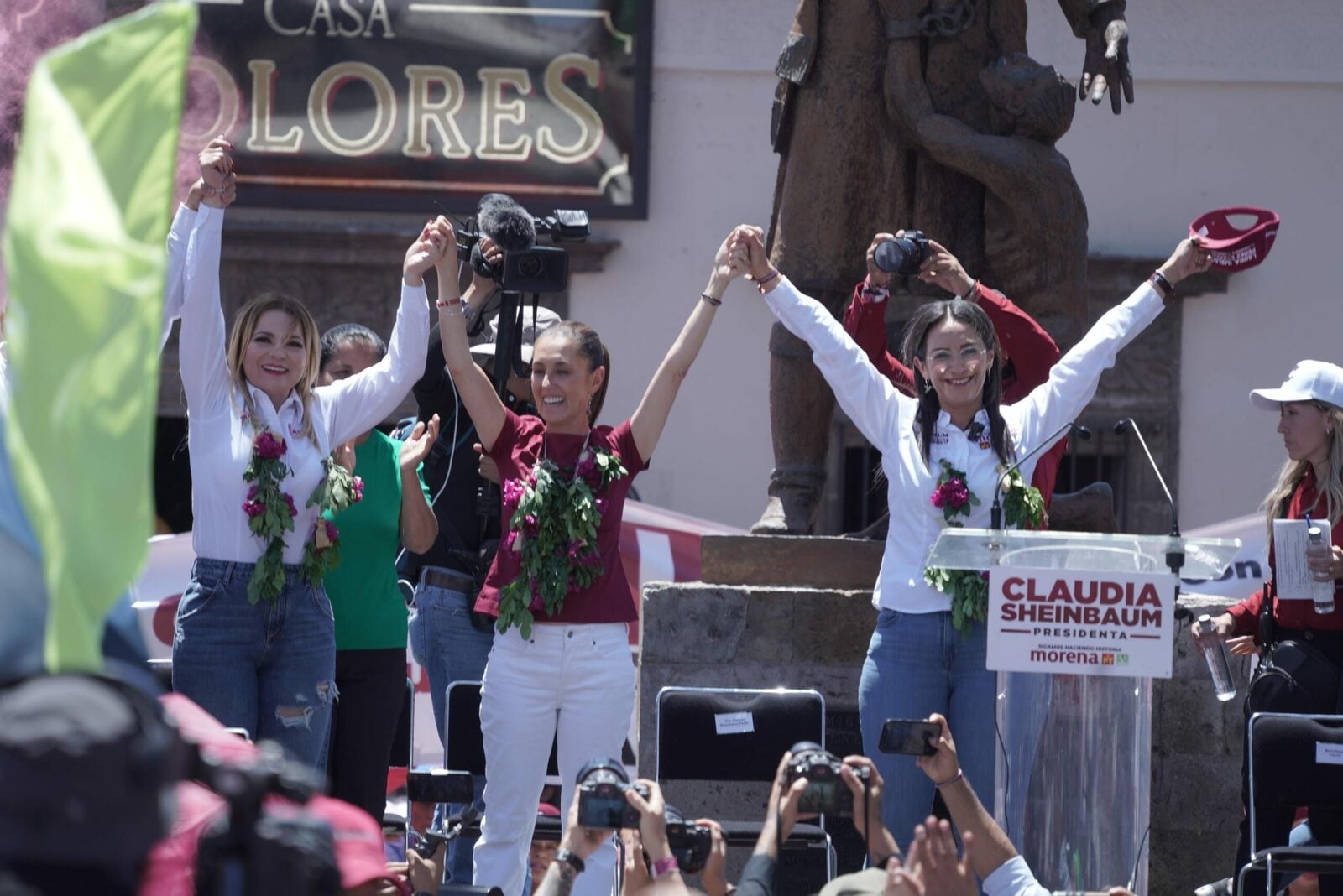 Sheinbaum lanza llamado a Jalisco tras uso de agua contra manifestantes