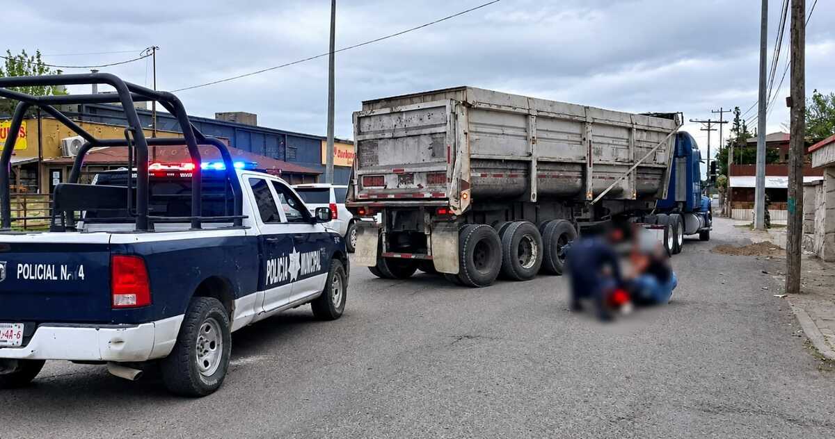 Nava: El percance ocurrió alrededor de las 7:47 horas de este lunes, sobre la calle Melchor Múzquiz, cruce con Venustiano Carranza