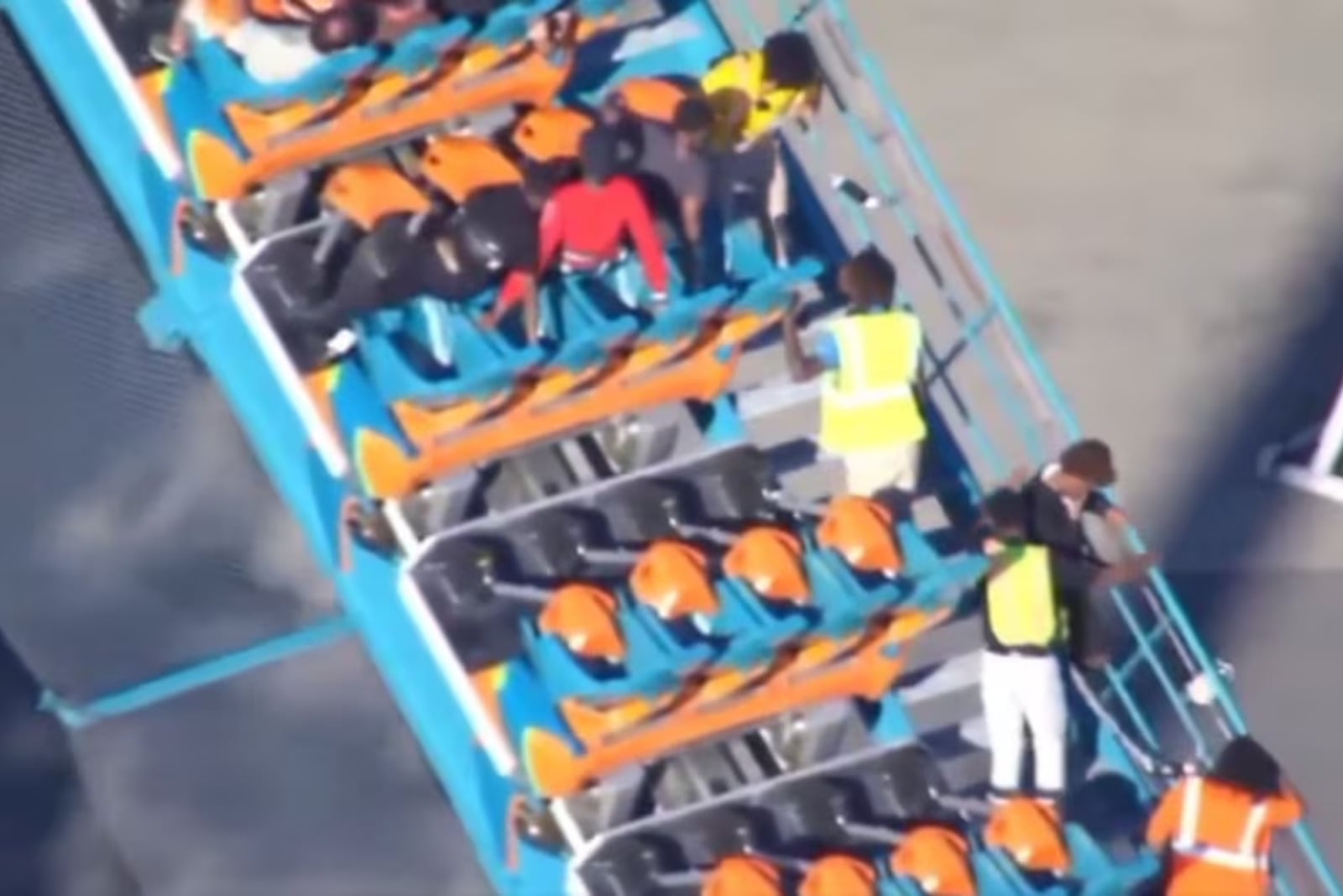 Incidente en montaña rusa de Six Flags en Georgia deja un muerto y varios heridos